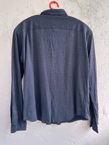 Men's Printed Button-Down Shirt