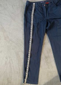 Brand is Tommy Hilfiger OG Classic Blue Straight L