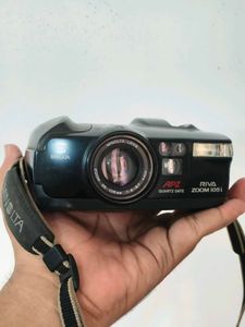 Minolta Riva Zoom 105i Quartz Date Camera