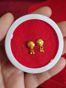 Flower Earrings 🌼 bk fast