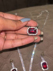 Elegant Red Stone Jewelry Set