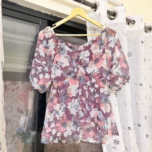 Padded Floral Peplum Top