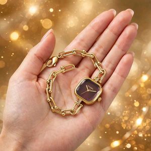 Elegant Chanel chain  Watch