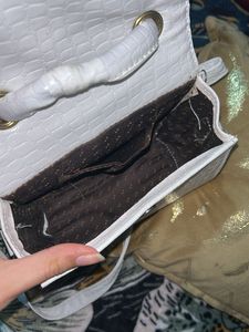 Chic White Crocodile Embossed Handbag