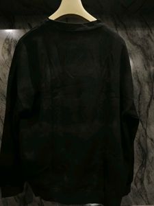 Black Crewneck Sweatshirt