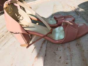 Pink transparent glass Sandals size 6