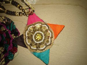Set of 6 Floral lace pachs