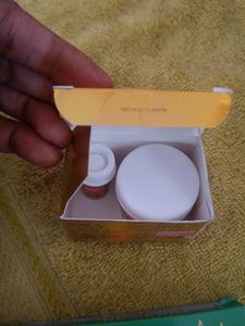 Fem Golden Glow Face Bleach