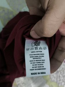 Gryffindor Souled Store - M Size Tshirt