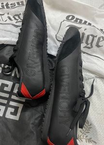 Onitsuka Tiger Black Sneakers *FIRST COPY*