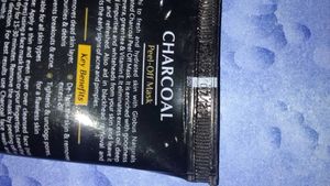 Globus Naturals Charcoal Peel-Off Mask