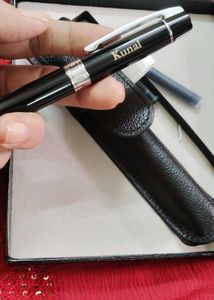 Brand New Sheaffer Pen with 2 Ink Cartridges