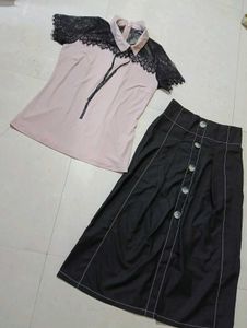 Chic Lace &amp; Collar Top