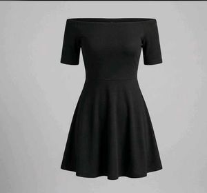 Chic Off-Shoulder Black Dress