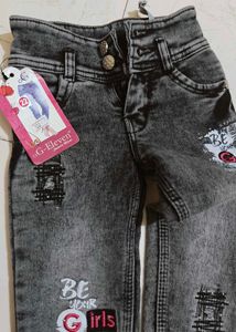 Girls' Distressed Wash Jeans