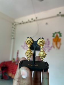 Exquisite Gold Jhumka Earrings