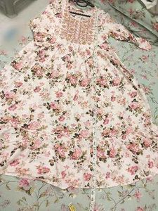 Elegant Floral Print Kurta