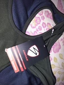 Brand new UNPAR Sports bra