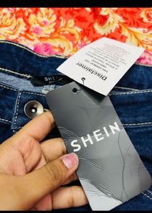 wide leg jeans with tag
