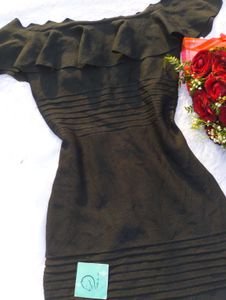 ❤️‍🔥Korean Black Off-Shoulder Mini Dress🥀