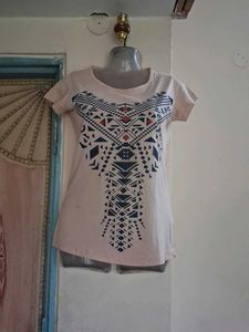 Pink Graphic Print T-Shirt