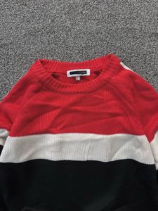 Colorblock Crew Neck Sweater