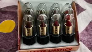 LIFCA Matte Lipstick Set with Nailpolish Se