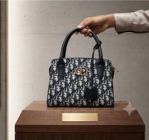 CRISTIAN DIO HAND BAG