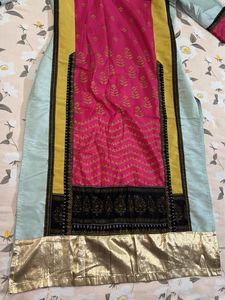 W Elegant Kurta with Pink &amp; Gold Print