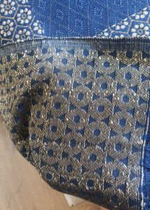 Elegant Blue Floral Bedsheet Set