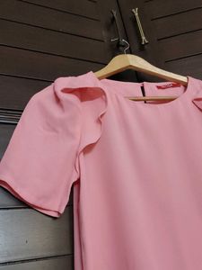 HSTYLE Pretty Pink Puff Sleeve Top