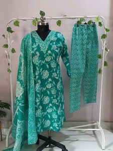 Brand New Green Shade Cotton Kurti Set