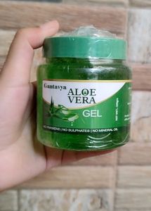 2 Garnier Micellar Water &amp; Two Alovera Gel