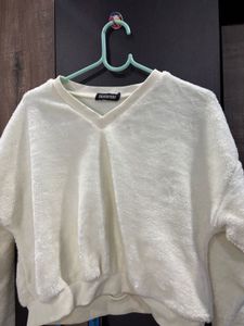 Cozy Fleece V-Neck Cropped Sweater
