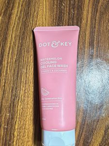DOT & KEY Watermelon Cooling Gel Face Wash