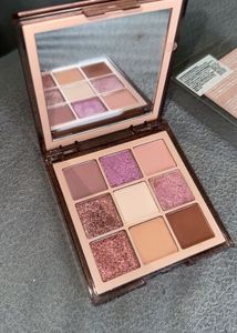 Huda Beauty Nude Light Foundation