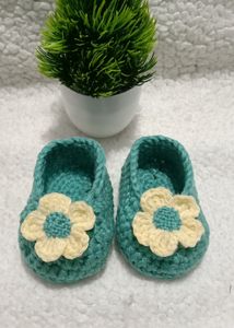 Crochet 3-4 months Booties