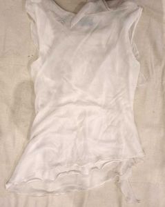 Chic White Ruffled Top
