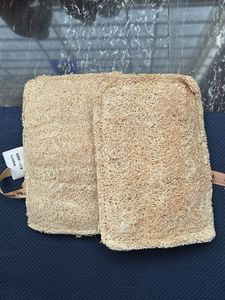 Natural Exfoliating Loofah Body Scrub
