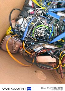 100+ Mix Brand Neckbands Not Working Scrap