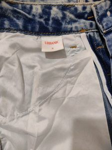 Urbanic Women Blue Highly Distressed Jeans