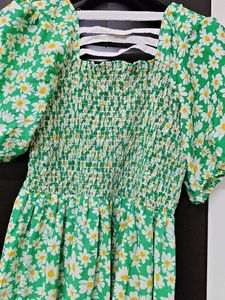 Daisy Smocked Puff Sleeve Top
