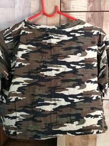 Fry size Crop Top