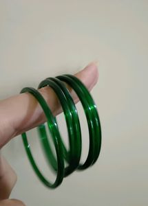 5 Piece Green Glass Bangles