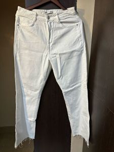 ZARA Stylish White Denim Jeans