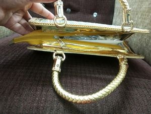 Beautiful 😍 Golden Hand/Sling Bag Only In ₹399