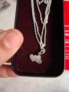 Beautiful New Chain With Locket