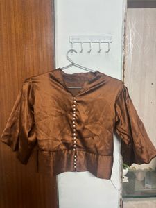 Brown Crop Top With Puffed Sleeves