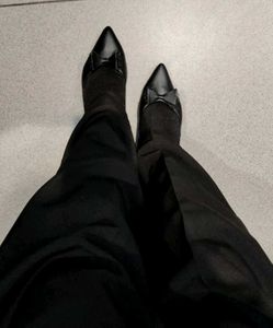 Elegant Black Bow Heels