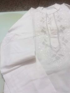 Elegant White Embroidered Kurta